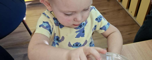 Zabawy sensoryczne w grupie I